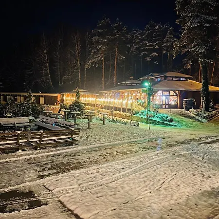 Kaszuby - Jezioro I Zoo W Szarlocie Kompleks wypoczynkowy *