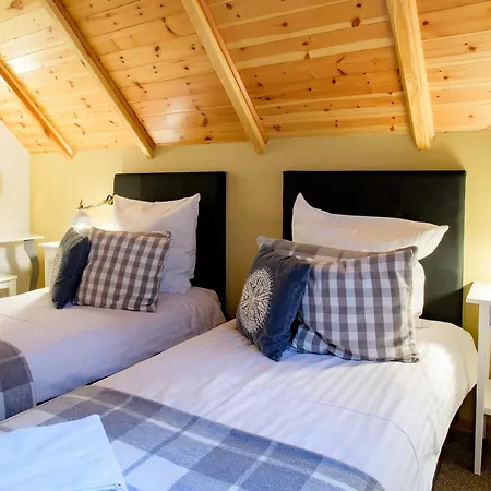 Kaszuby - Jezioro I Zoo W Szarlocie