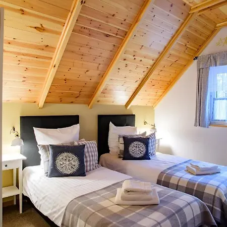 Kaszuby - Jezioro I Zoo W Szarlocie