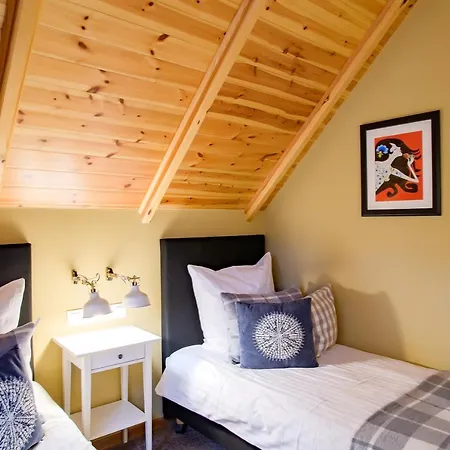 Kaszuby - Jezioro I Zoo W Szarlocie *