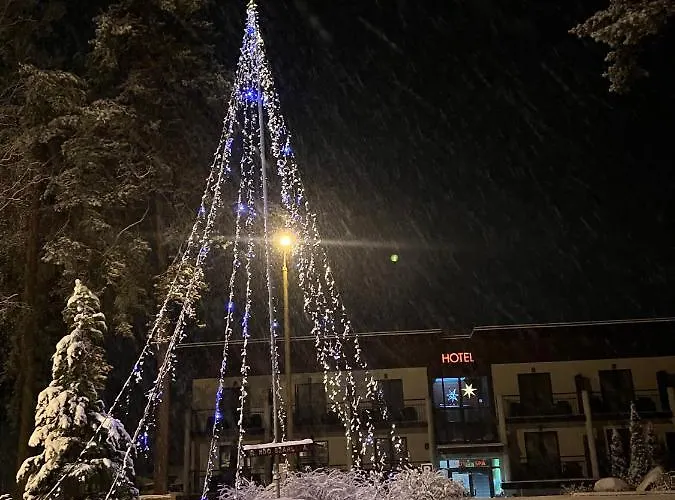 Semesterpark Kaszuby - Jezioro I Zoo W Szarlocie Kościerzyna