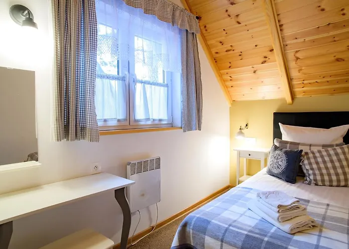 Kaszuby - Jezioro I Zoo W Szarlocie