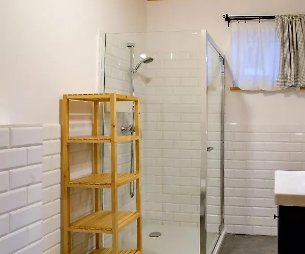 Kaszuby - Jezioro I Zoo W Szarlocie Semesterpark *