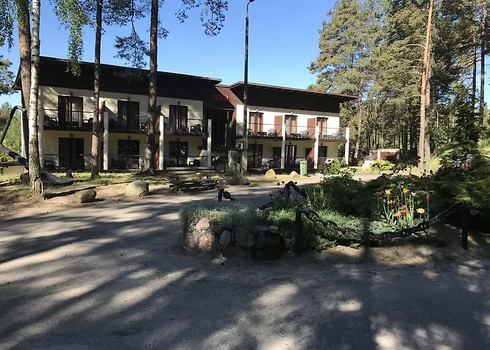 Semesterpark Kaszuby - Jezioro I Zoo W Szarlocie